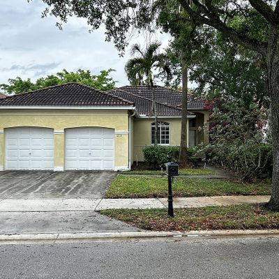 1212 Camellia Ln, Weston, FL 33326