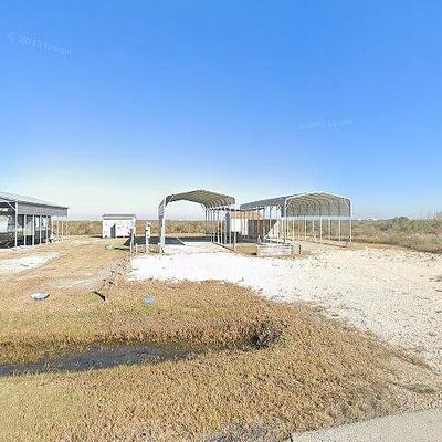 1244 Mabry St, Gilchrist, TX 77617