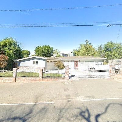 10651 Campbell Ave, Riverside, CA 92505