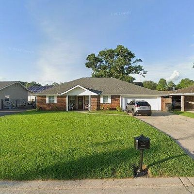 112 Jay St, Belle Chasse, LA 70037