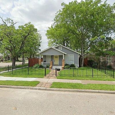 1141 W Melwood St, Houston, TX 77009