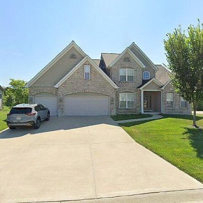 1502 Hunters Meadow Dr, O Fallon, MO 63366