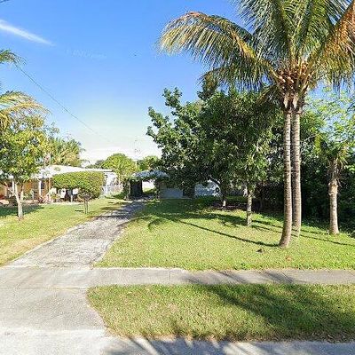 1563 Ne 170 Th St, North Miami Beach, FL 33162