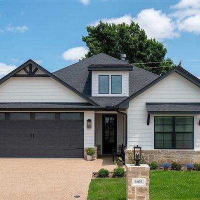 1605 Tranquility Trl, Woodway, TX 76712