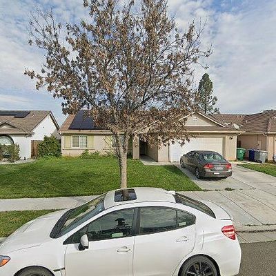 1376 Chamberlain Ave, Los Banos, CA 93635