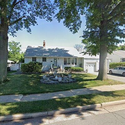 19 Carmello Dr, Edison, NJ 08817