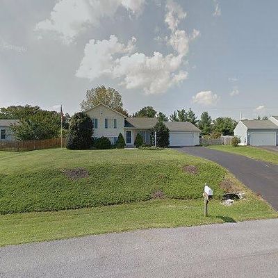 19615 Marigold Dr, Hagerstown, MD 21742