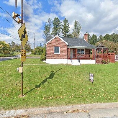 200 E Main St, Millheim, PA 16854