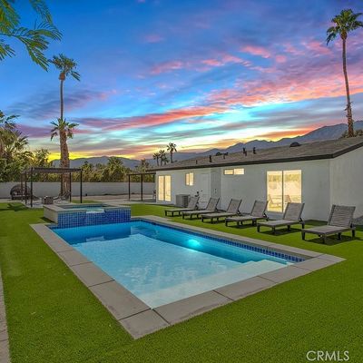 2002 N Whitewater Club Dr, Palm Springs, CA 92262