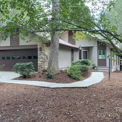 2010 Golfside Ln, Hendersonville, NC 28739