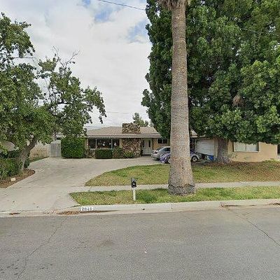 2049 Stanford Dr, Simi Valley, CA 93065