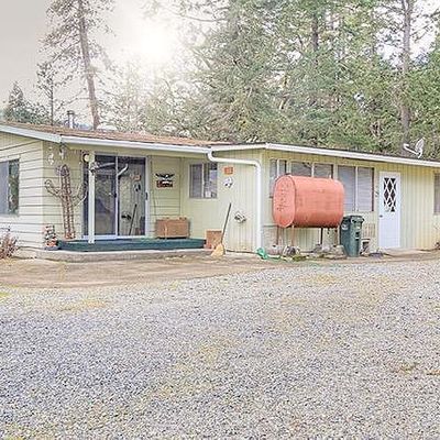 1740 Cedar Flat Rd, Williams, OR 97544