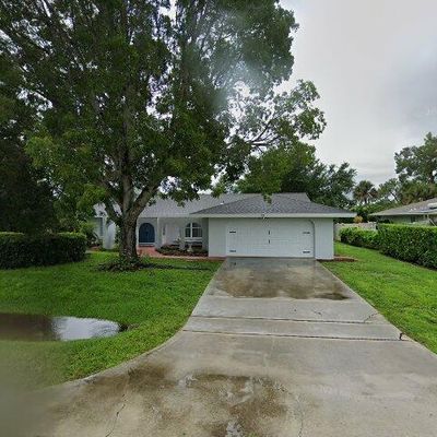 2360 Clipper Way, Naples, FL 34104