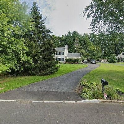 26 Hart Ln, Ringoes, NJ 08551