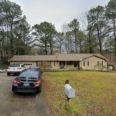 2123 Bird Ln, Snellville, GA 30078