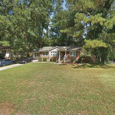 2228 Pinewood Dr, Decatur, GA 30032