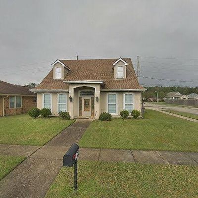 2920 Bradbury St, Meraux, LA 70075