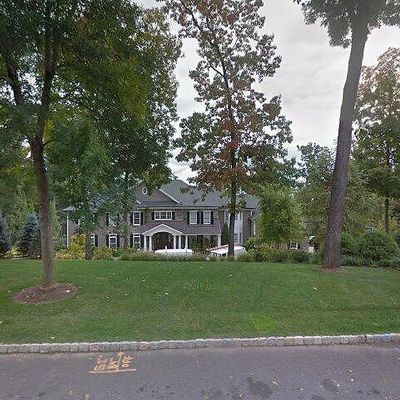 311 Rock Ridge Ct, Franklin Lakes, NJ 07417