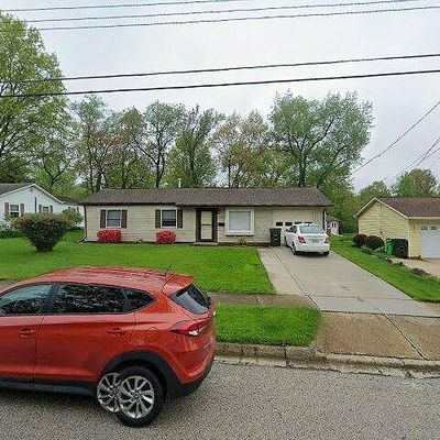 3686 Hiwood Ave, Stow, OH 44224