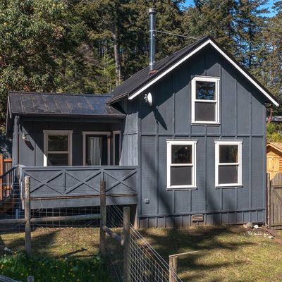 37 Huckleberry Way, Eastsound, WA 98245