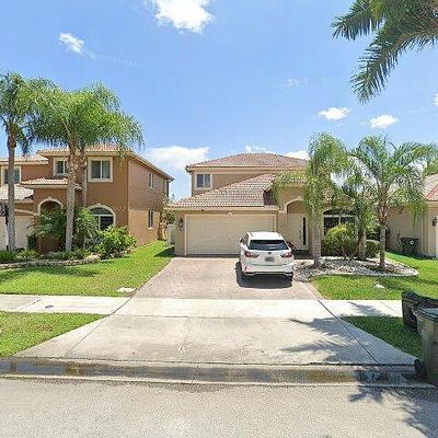 3814 Woodfield Dr, Coconut Creek, FL 33073