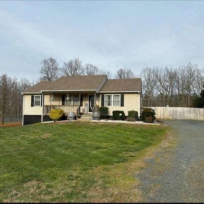 410 Crosstie Rd, Appomattox, VA 24522