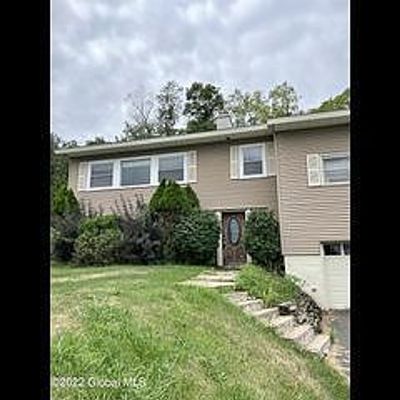 331 Terrace Rd, Schenectady, NY 12306