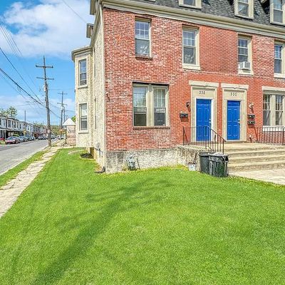 332 S 5 Th St, Darby, PA 19023