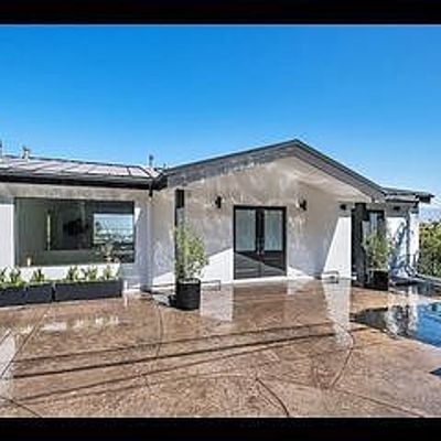 3535 Multiview Dr, Los Angeles, CA 90068