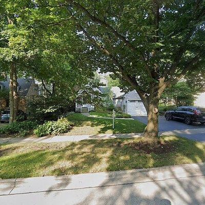 4832 Wallbank Ave, Downers Grove, IL 60515