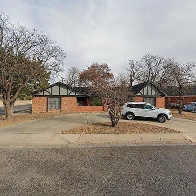 4901 Yale St, Amarillo, TX 79109