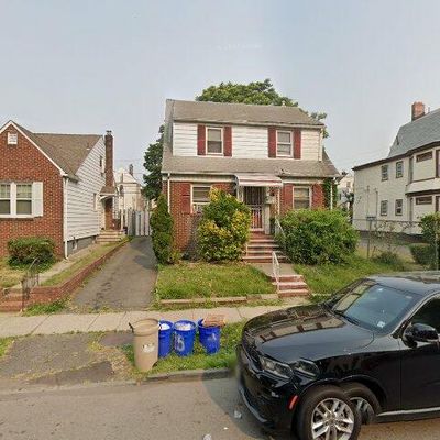 495 S Clinton St, East Orange, NJ 07018