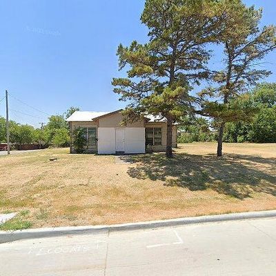 424 E Walters St, Lewisville, TX 75057