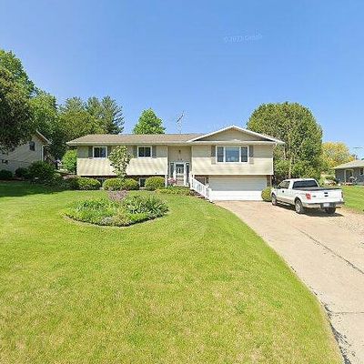 428 Tower Ct, Dodgeville, WI 53533