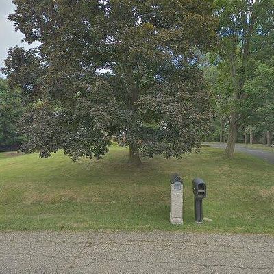 4450 Pine Tree Trl, Bloomfield Hills, MI 48302