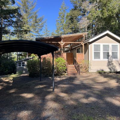 46 Easy St, Florence, OR 97439