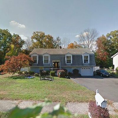 6 Holly Ct, Butler, NJ 07405