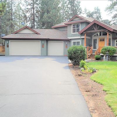 60923 Zircon Dr, Bend, OR 97702