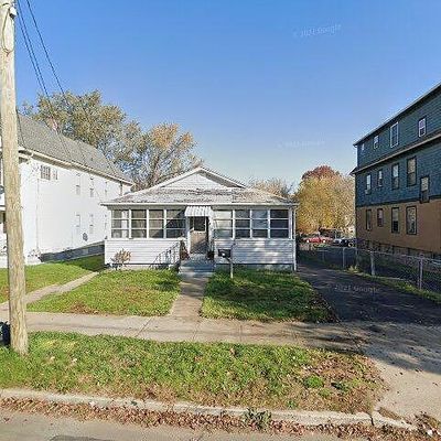 611 Main St, East Haven, CT 06512