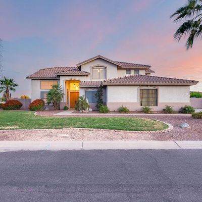 5501 W Whispering Wind Dr, Glendale, AZ 85310