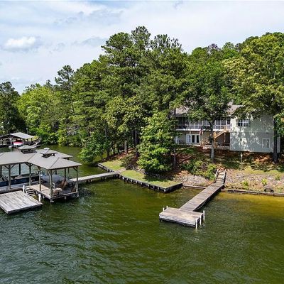 682 Bay Pine Pt, Jacksons Gap, AL 36861