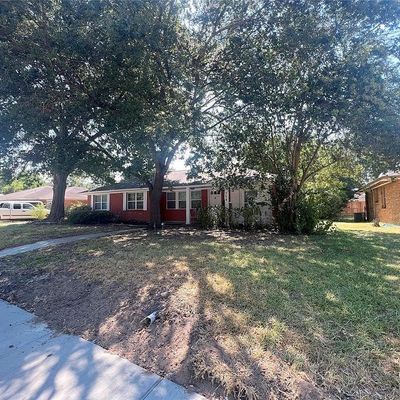 724 Oriole Ln, Pasadena, TX 77502