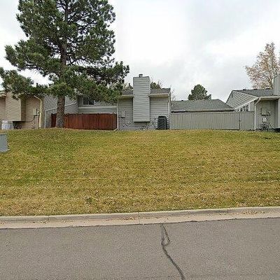 7265 W Maple Dr, Lakewood, CO 80226