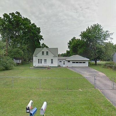 9817 Woodland Ct, Ypsilanti, MI 48197