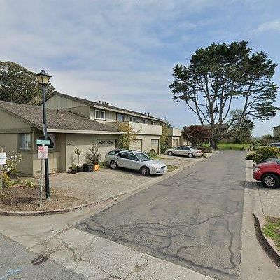 989 Ronald Ct, Half Moon Bay, CA 94019