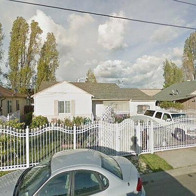 9942 Gibraltar Rd, Oakland, CA 94603