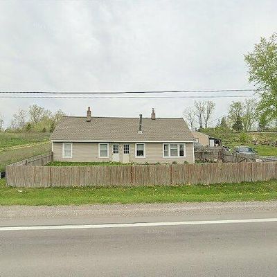 8880 White Lake Rd, White Lake, MI 48386