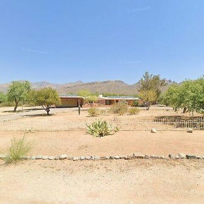 9251 E Snyder Rd, Tucson, AZ 85749