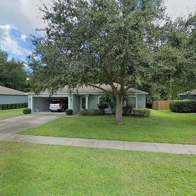 927 Lake Lindley Dr N, Deland, FL 32724