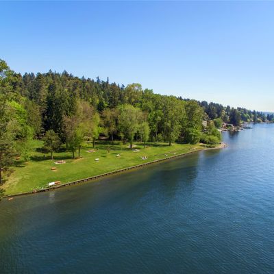 11043 Champagne Point Rd Ne, Kirkland, WA 98034